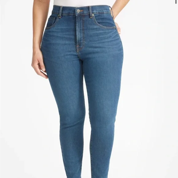 Everlane High Rise Curvy Skinny Jeans, black denim, size 33 crop - Picture 7 of 8